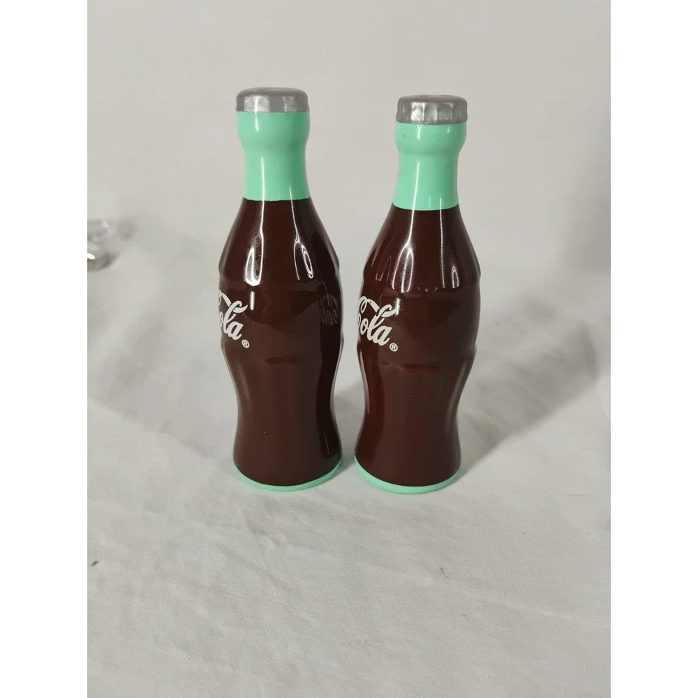 Vintage Coca Cola Bottle Salt And‎ Pepper Shaker Set w/stoppers